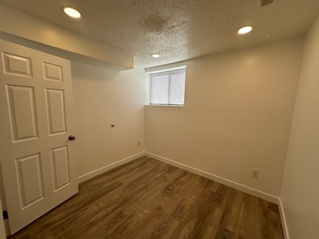 Building Photo - 2350 W 6000 S