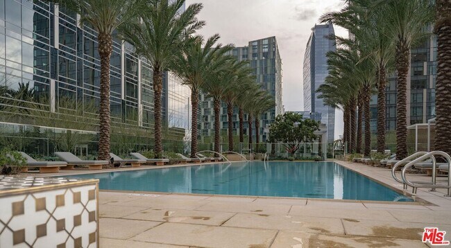 Building Photo - 877 Francisco St