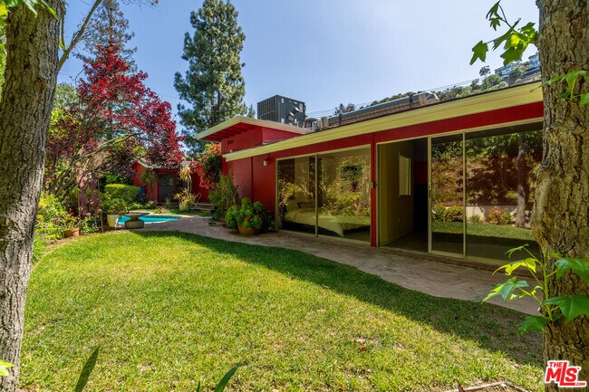 Building Photo - 2524 Laurel Pass Ave