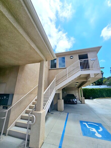 Primary Photo - 605 E Alvarado St