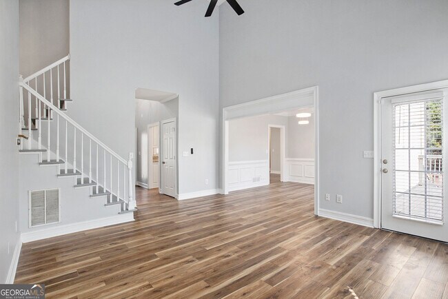 Building Photo - 2995 Wellbrook Dr