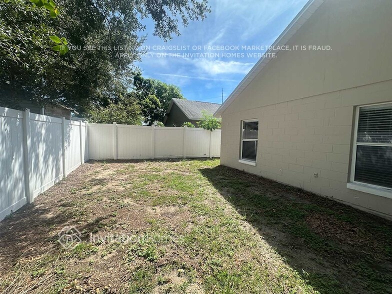 Building Photo - 5621 Piney Ridge Dr