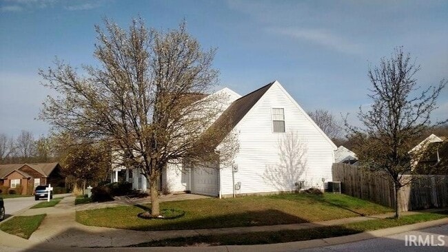 Building Photo - 3819 Claybridge Dr