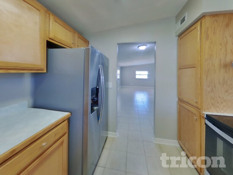 Building Photo - 11249 Emuness Rd