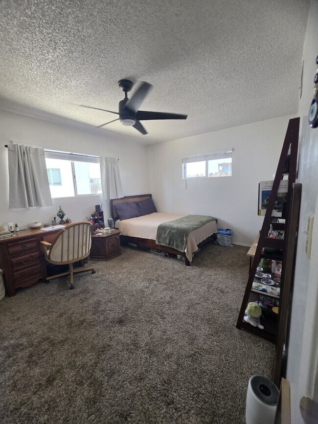 Building Photo - 5140-5142 Catoctin Dr.