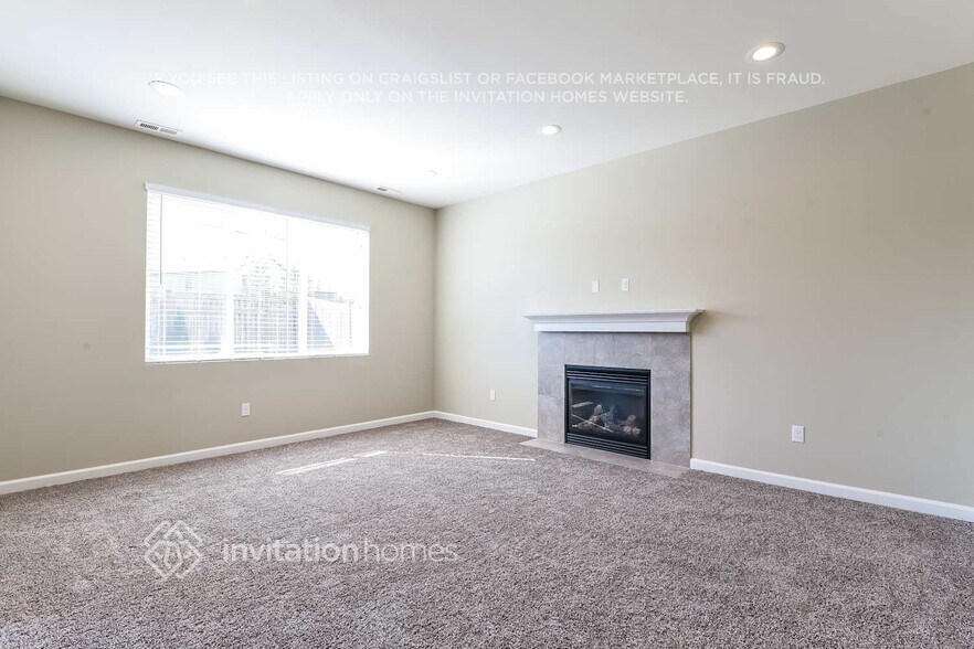 Building Photo - 19129 18th Ave Ct E