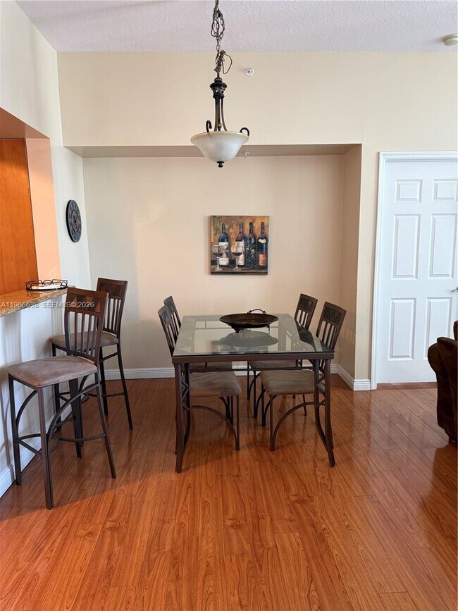 Building Photo - 1755 E Hallandale Beach Blvd