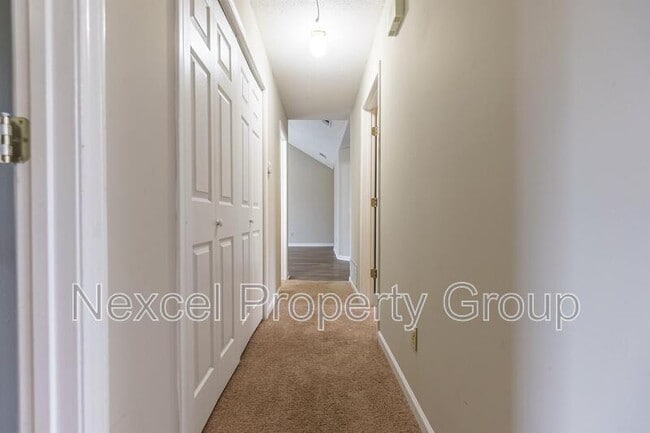 Building Photo - 2961 Churchwell Dr