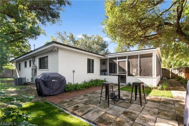 Building Photo - 1373 Morningside Dr