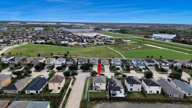 Building Photo - 12102 Helvick Cres Ave