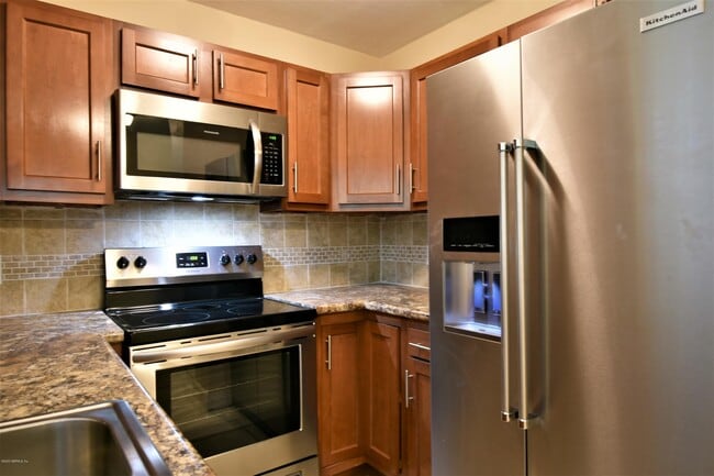 Building Photo - 1498 Stimson St