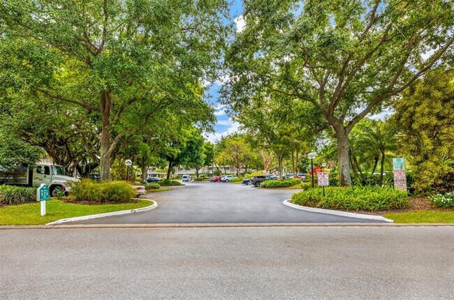 Primary Photo - 800 Cypress Grove Dr