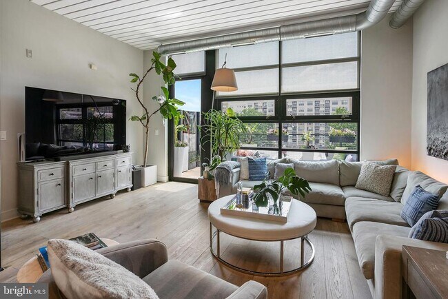 Building Photo - 2125 14th St NW