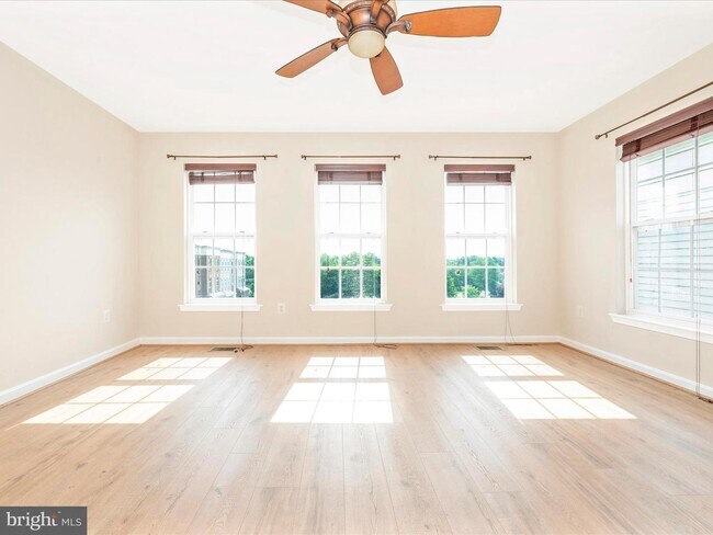 Building Photo - 1868 Monocacy View Cir