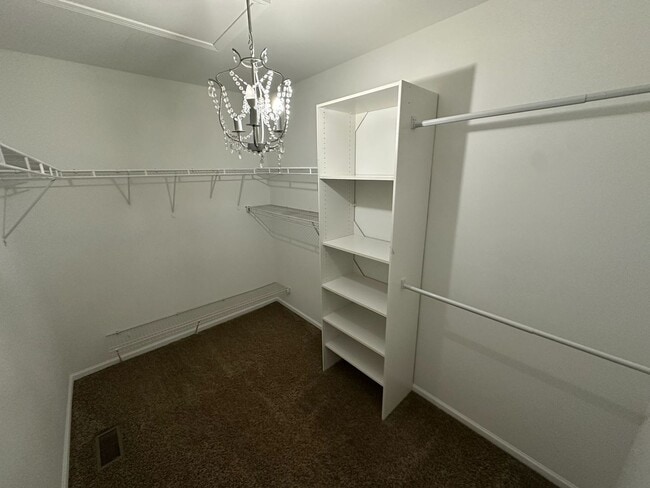 Building Photo - 227 Butler Dr
