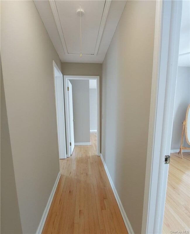 Building Photo - 3 Teneyck Ave