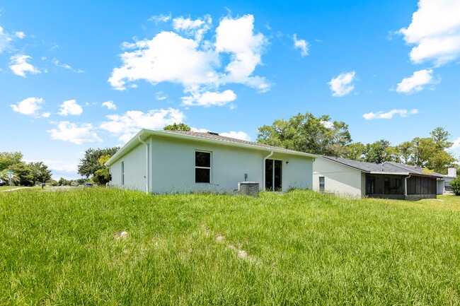 Building Photo - 14241 SW 34th Terrace Rd