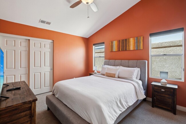 Building Photo - 45450 Desert Fox Dr