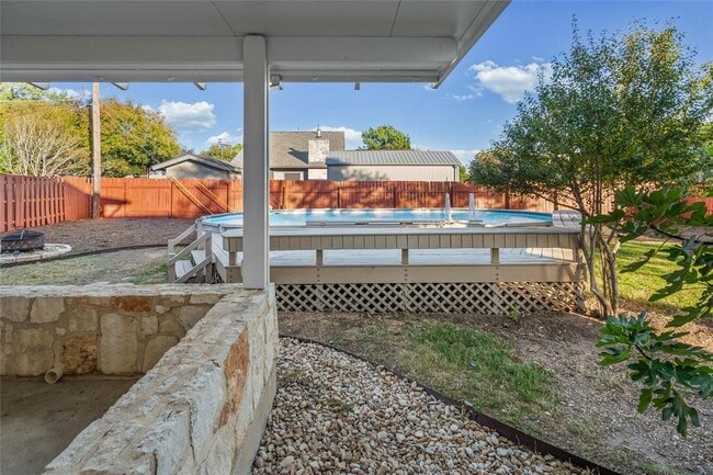 Building Photo - 1801 Broken Shoe Cove