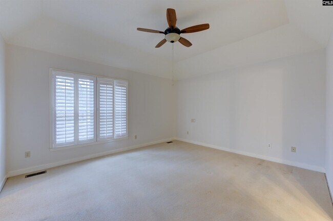 Building Photo - 112 Woodlands W