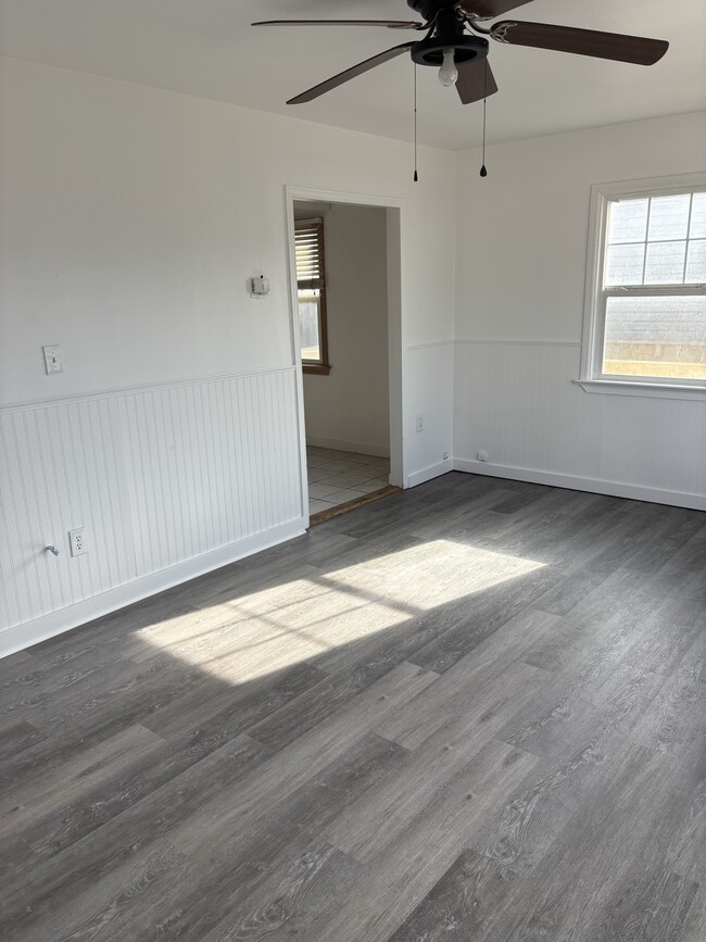 Building Photo - 622 Willard Ave