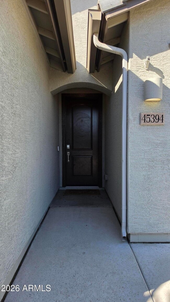 Building Photo - 45394 W Norris Rd