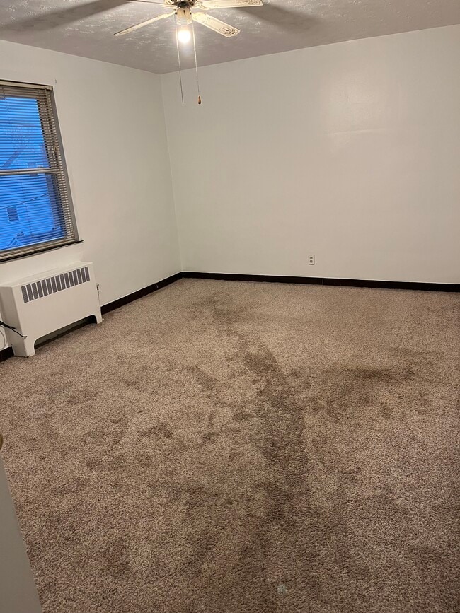 large bedroom - 6 Bradley Ave