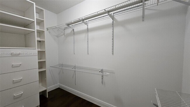 Building Photo - 5084 NW 112th Ct