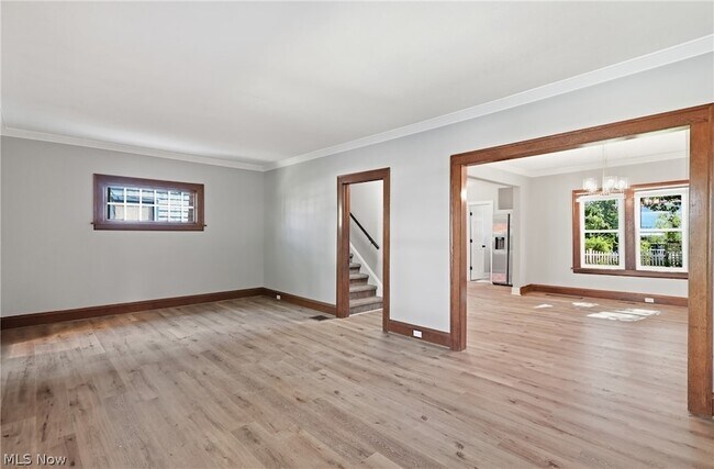 Building Photo - 1539 Elbur Ave