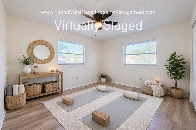 Building Photo - SPACIOUS SARASOTA HOME WITH LARGE FENCED YARD! MOVE IN READY! ALL TILE/ NEW LVP!