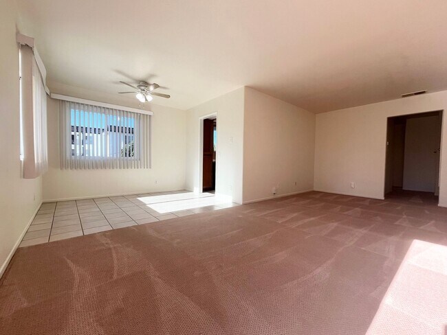 Building Photo - 3 BLOCKS TO MISSION BAY! SPACIOUS 2BD/1BA TOP FLOOR APARTMENT W/ GARAGE!!! $3,200/mo