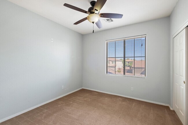 Building Photo - 18813 E Arrowhead Trail
