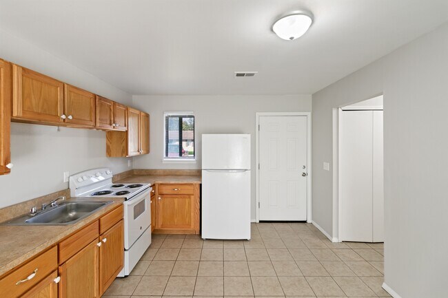 Floorplan - Airport Apartments (DCP Venture 3 LLC)