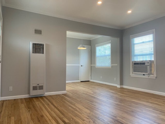 Looking toward dining area - 12713 Venice Blvd