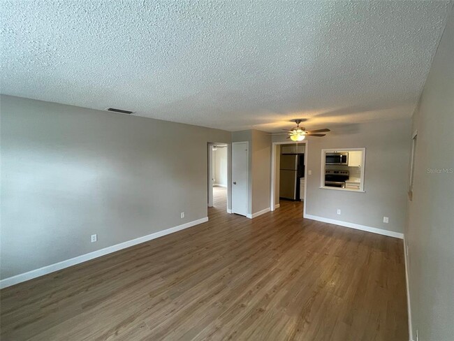 Building Photo - 511 Duchess Ct