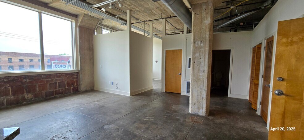 Building Photo - 505 Whitehall St SW
