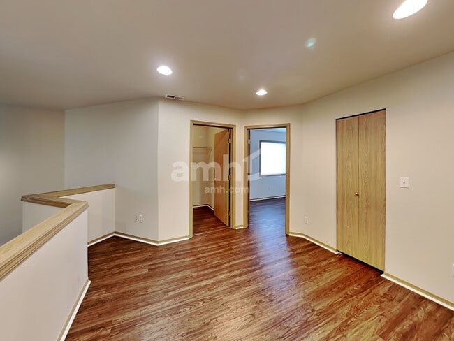 Building Photo - 30132 36th Pl S