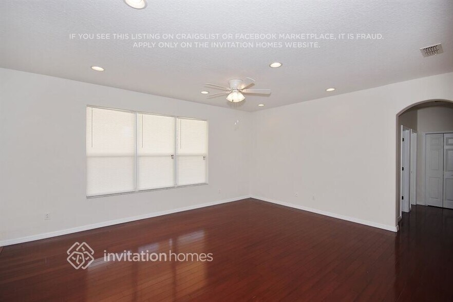 Building Photo - 2424 Laurel Blossom Cir