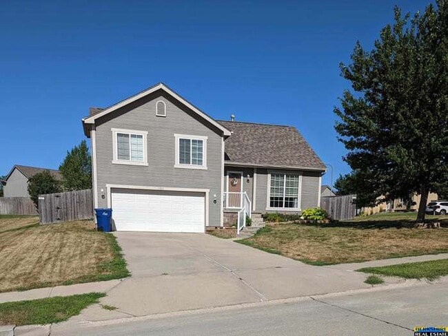 Primary Photo - 11002 S 25th Ave