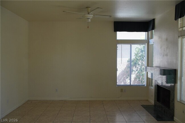 Building Photo - 2312 Reddon Cir