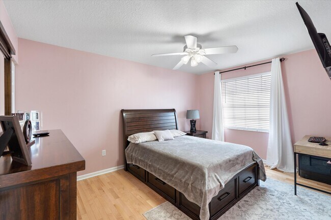 Building Photo - 7663 Great Oak Dr