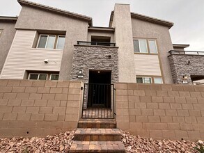 Building Photo - BRAND NEW 3 BED 2.5 BATH 2 BALCONY 2 CAR GARAGE TOWNHOUSE IN HENDERSON FOR RENT!!