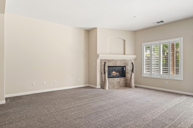 Building Photo - 1267 Oro Ridge
