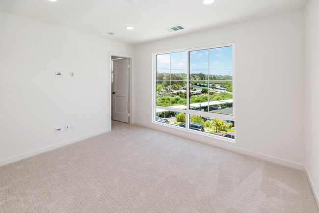 Building Photo - 4618 Catmint Ln