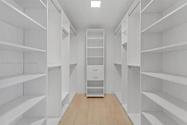 Building Photo - 488 NE 18th St