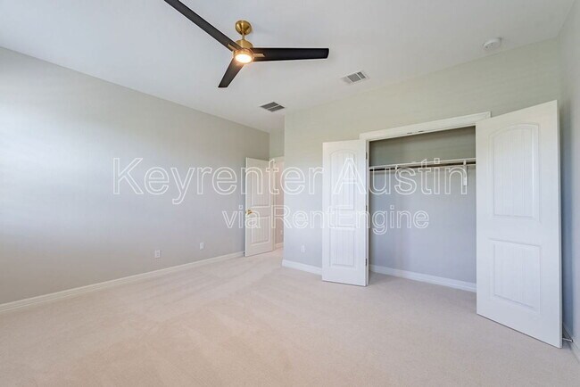 Building Photo - 617 Smarty Jones Ave