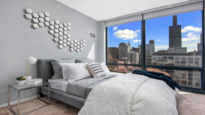 Building Photo - 801 W Adams St