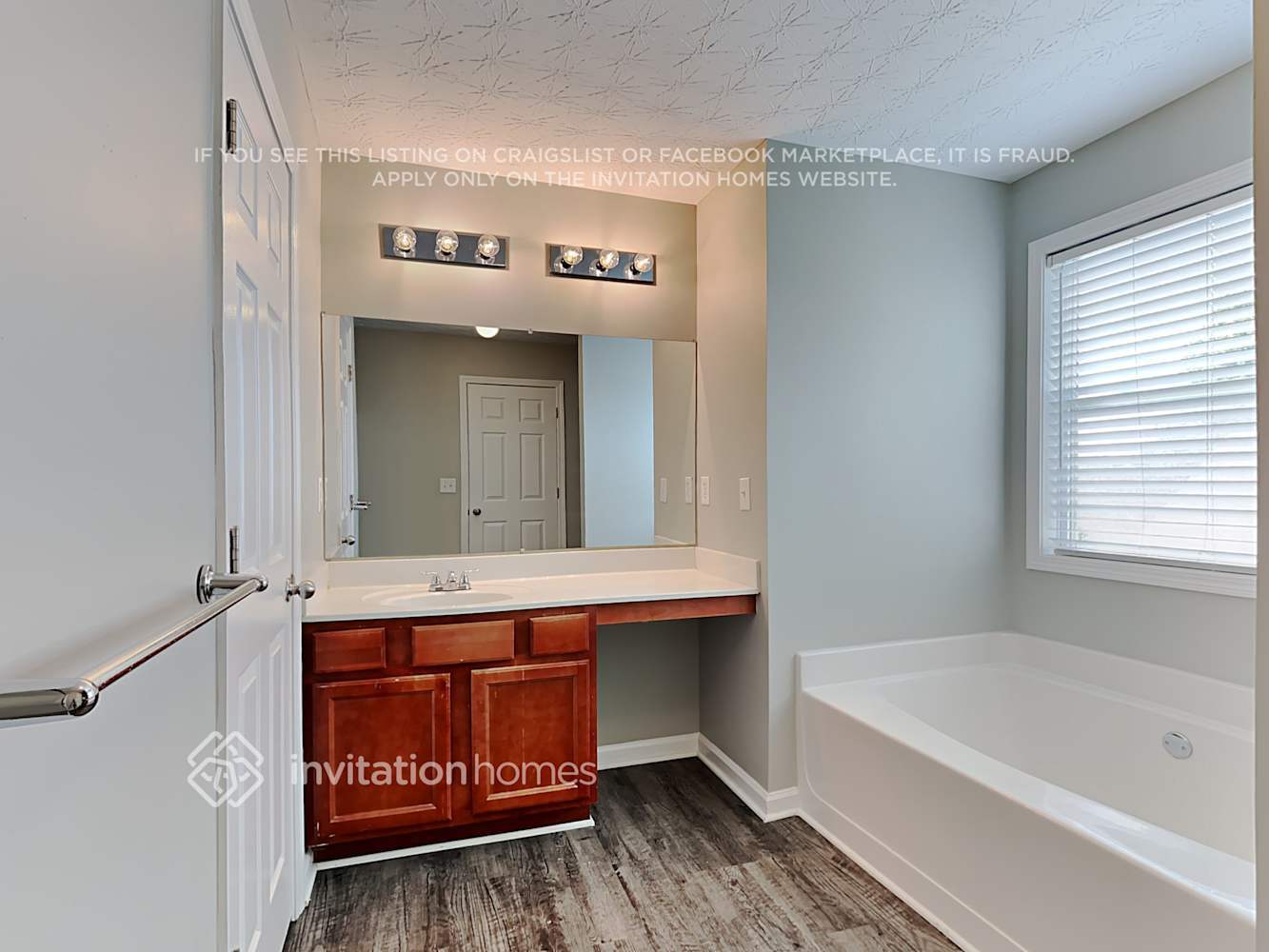 Building Photo - 207 Winterbury Dr