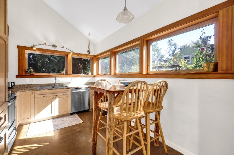 Building Photo - 2765 E 18th Ave