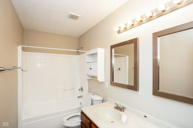 Building Photo - 2810 Braxton Dr